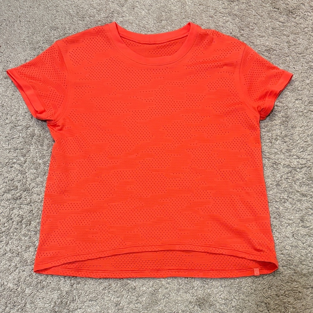 Bright Red Train To Be Lululemon Short Sleeve Shirt